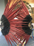 Charger l'image dans la visionneuse de galerie, Red / black Marabou & Pheasant Feather Fan 29"x 53" with Travel leather Bag - hotfans