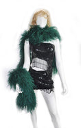 Charger l'image dans la visionneuse de galerie, Luxurious Forest green 20 Ply Ostrich Feather Boa - hotfans