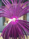 Carica l'immagine nel visualizzatore Galleria, hot pnik Luxury Tall huge Pheasant Feather Fan 37"x 69" - hotfans