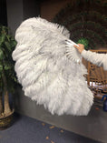 ギャラリービューアーに画像を読み込み、 Light grey intermediate 2 layers Ostrich Feather Fan 30"x 54" - hotfans