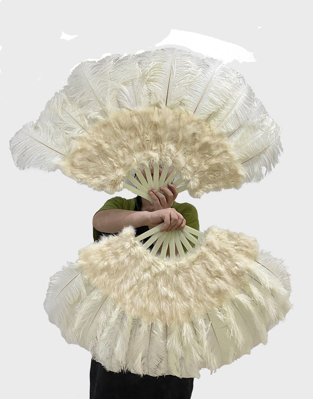 Beige Marabou Ostrich Feather fan 21"x 38" with Travel leather Bag.