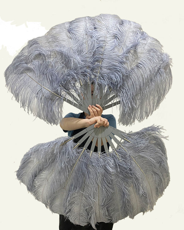 A pair Single layer Ostrich Feather fan 24