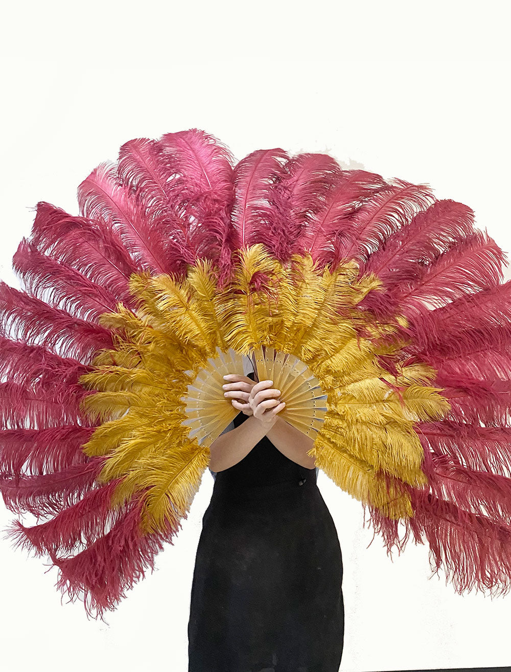 Mix topaz & burgundy 2 Layers Ostrich Feather Fan 30''x 54'' with Travel leather Bag.