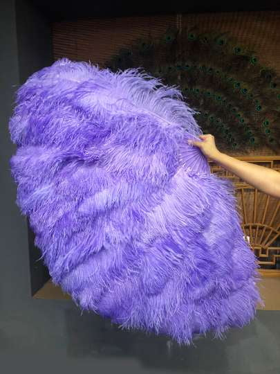 Abanico de plumas de avestruz violeta aguamarina de 3 capas abierto 65
