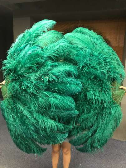 Abanico XL 2 capas de pluma de avestruz verde bosque 34''x 60 '' con bolsa de viaje de cuero.