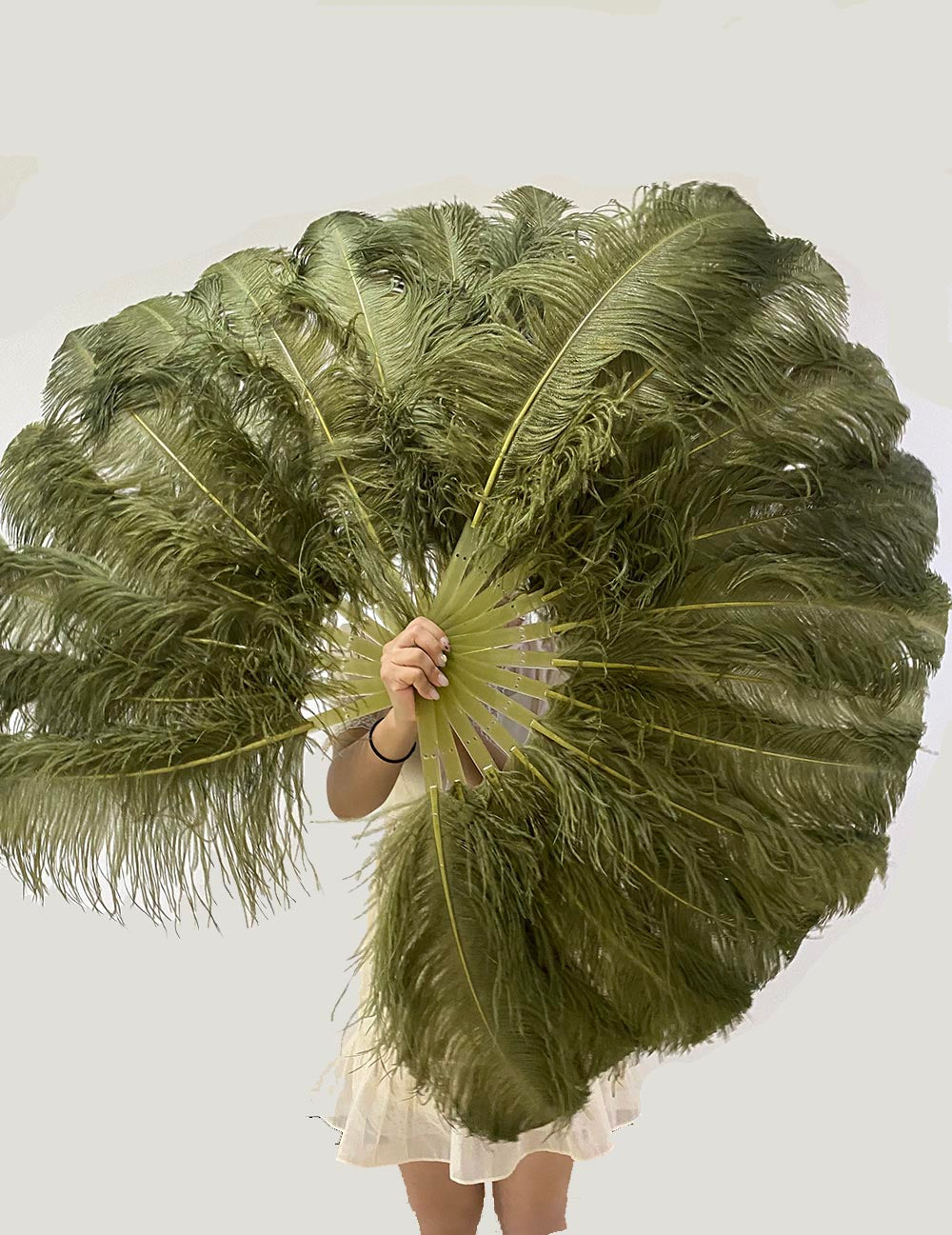 Olive green single layer Ostrich Feather Fan with leather travel Bag 25