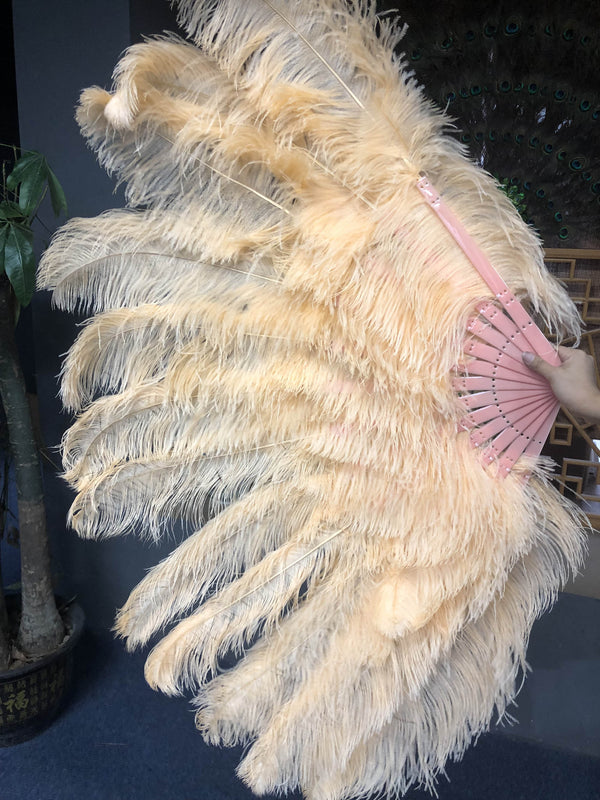 Abanico XL 2 capas de pluma de avestruz albaricoque 34''x 60 '' con bolsa de viaje de cuero.
