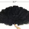Abanico burlesco de plumas de avestruz negro de 4 capas abierto 67&#39;&#39; con bolsa de viaje de cuero.