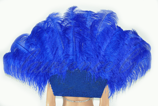 Peça traseira em pena de avestruz Open Majestic Style azul royal.