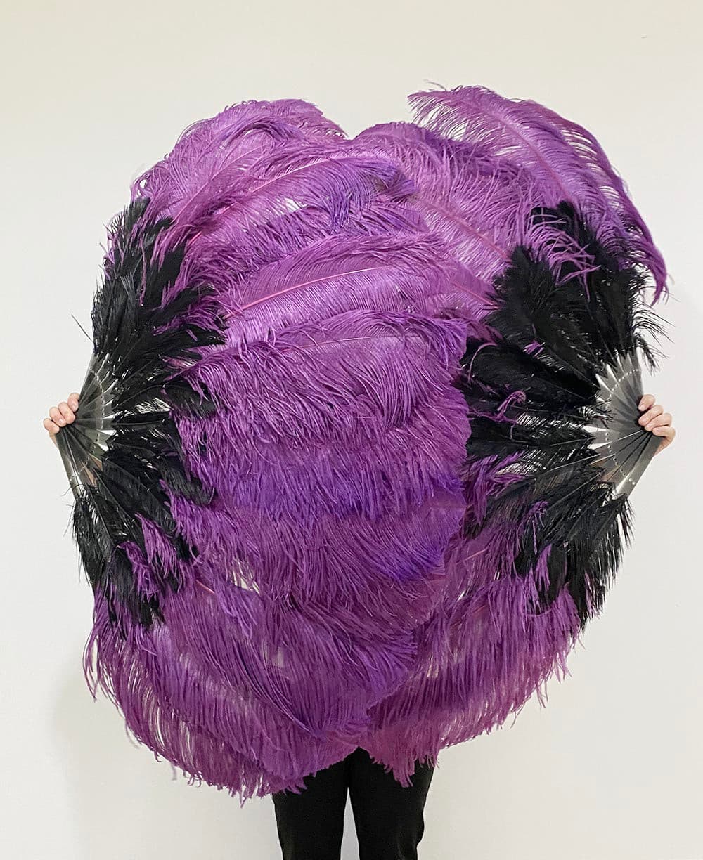 Mix black & dark purple 2 Layers Ostrich Feather Fan 30''x 54'' with Travel leather Bag.