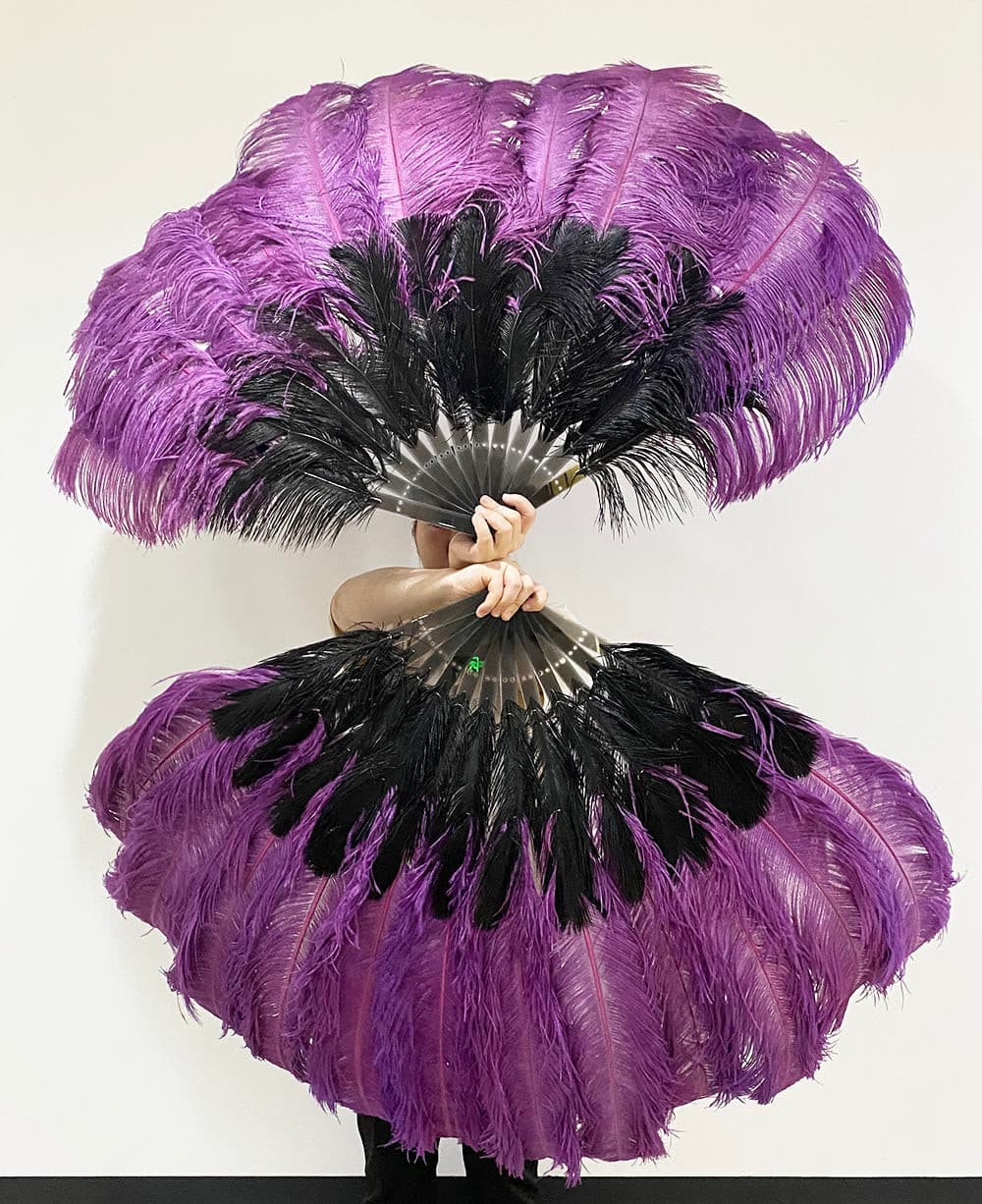 Mix black & dark purple 2 Layers Ostrich Feather Fan 30''x 54'' with Travel leather Bag.