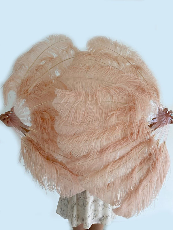 Un par de abanicos de plumas de avestruz de una sola capa de melocotón intenso 24