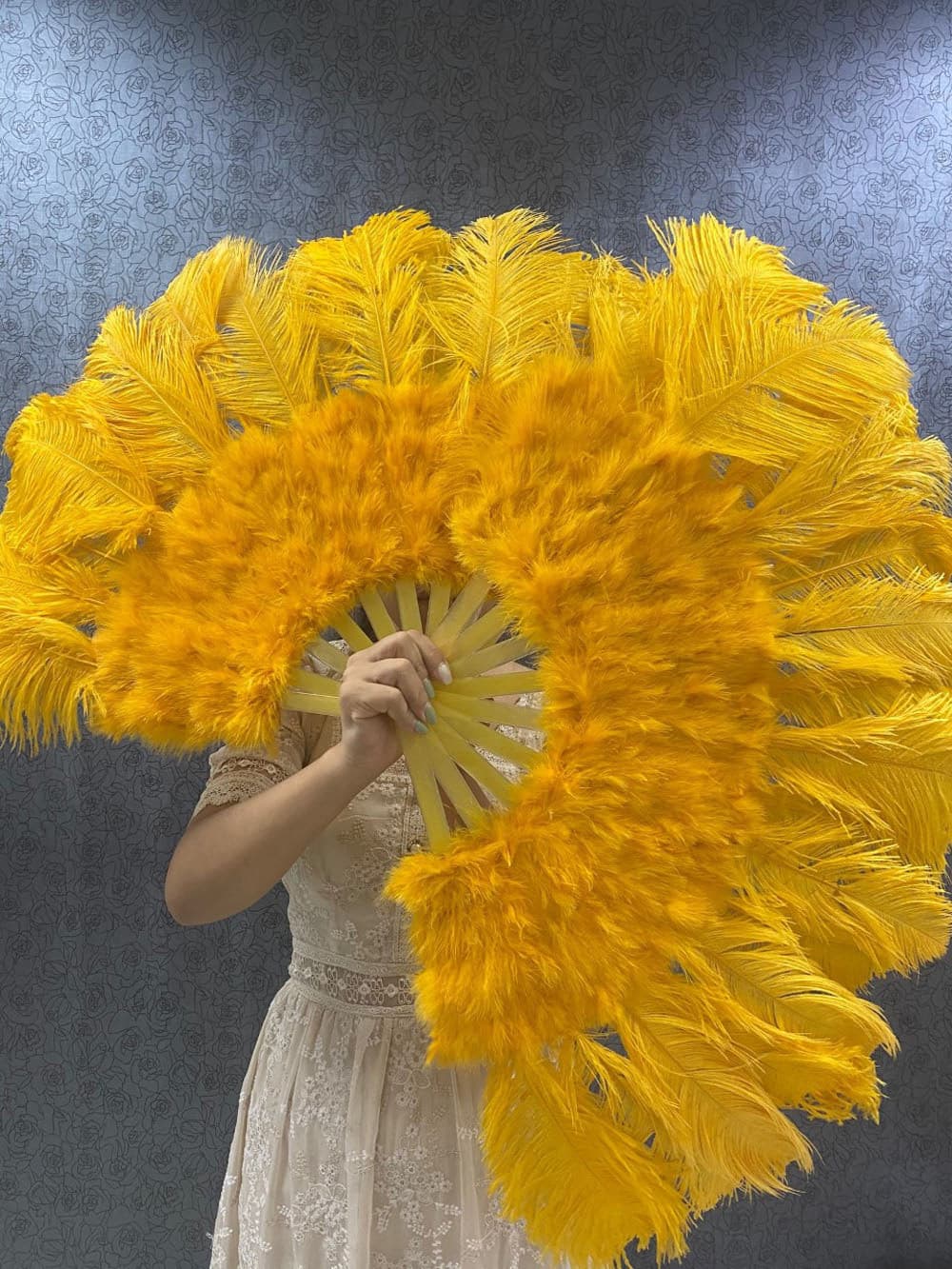 Gold yellow Marabou Ostrich Feather fan 21"x 38" with Travel leather Bag.