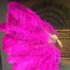 Abanico de plumas de avestruz rosa fuerte de 3 capas abierto 65 "con bolsa de viaje de cuero.