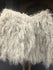 バーレスクふわふわライトグレーの滝ファンダチョウの羽毛ボアファン42 "x78"。