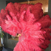 Mescola rosso corallo e Borgogna XL ventaglio di piume di struzzo a 2 strati 34 `` x 60 '' con borsa da viaggio in pelle.