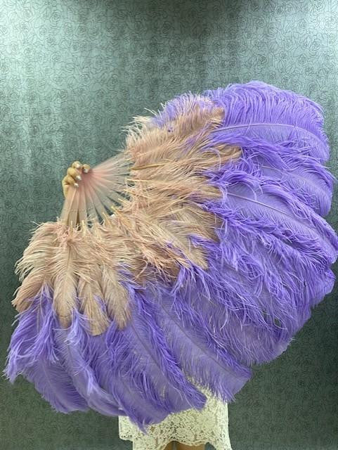 Mezcla madera beige y violeta aguamarina Abanico de plumas de avestruz de 2 capas de 30''x 54 '' con bolsa de viaje de cuero.