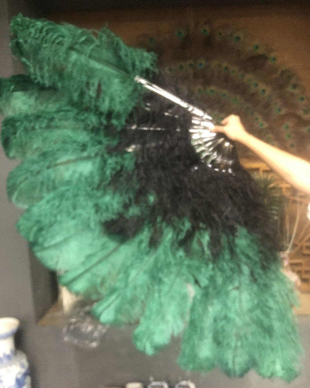 Mix black & forest green XL 2 Layer Ostrich Feather Fan 34''x 60'' with Travel leather Bag.