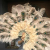Abanico de plumas de avestruz de marabú y pavo real de color camel claro, 24 &quot;x 43&quot; con bolsa de cuero de viaje.