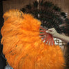 Abanico de pluma de avestruz naranja marabú 21 "x 38" con bolsa de viaje de cuero.
