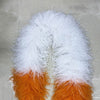 20-lagige Mischung aus Weiß und Orange. Luxus-Straußenfederboa, 71" (180 cm) lang.