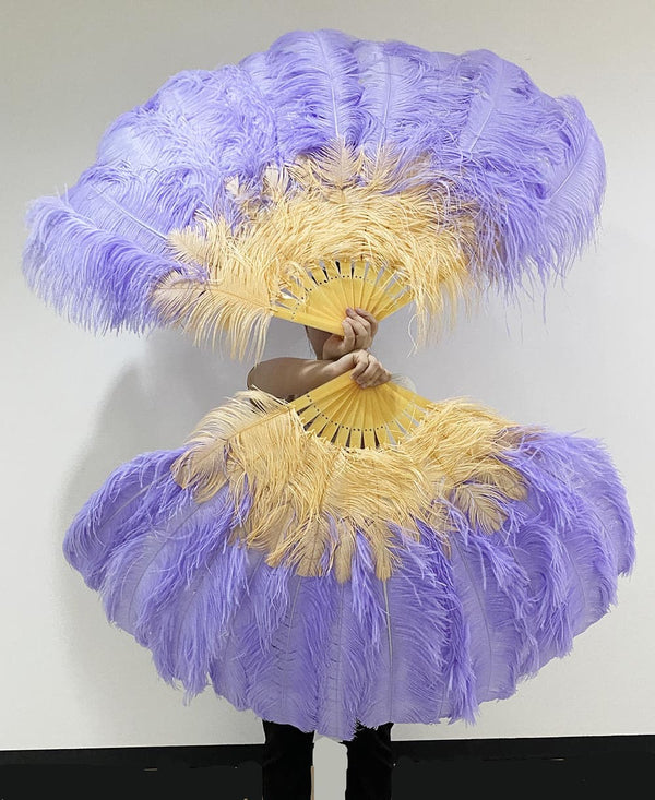 Abanico de plumas de avestruz de 2 capas de color albaricoque y violeta aguamarina de 30&#39;&#39;x 54&#39;&#39; con bolsa de viaje de cuero.