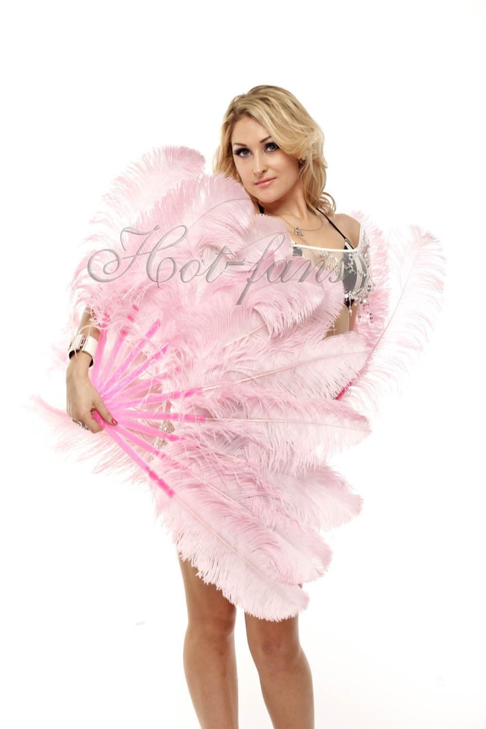 A pair pink Single layer Ostrich Feather fan 24"x 41" with leather travel Bag.