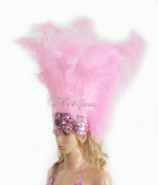 Rosafarbener Showgirl-Kopfschmuck aus Straußenfedern mit offenem Gesicht.