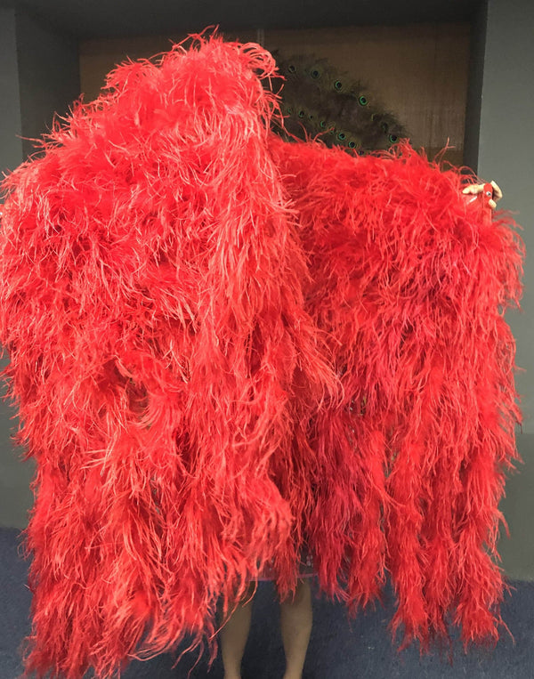 Ventilador de cachoeira vermelho fofo burlesco Penas de avestruz Boa Ventilador 42&quot; x 78&quot;.