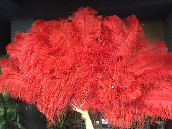 Abanico Burlesque de Plumas de Avestruz Roja de 4 Capas Abierto 67 '' con Bolsa de Viaje de Cuero.