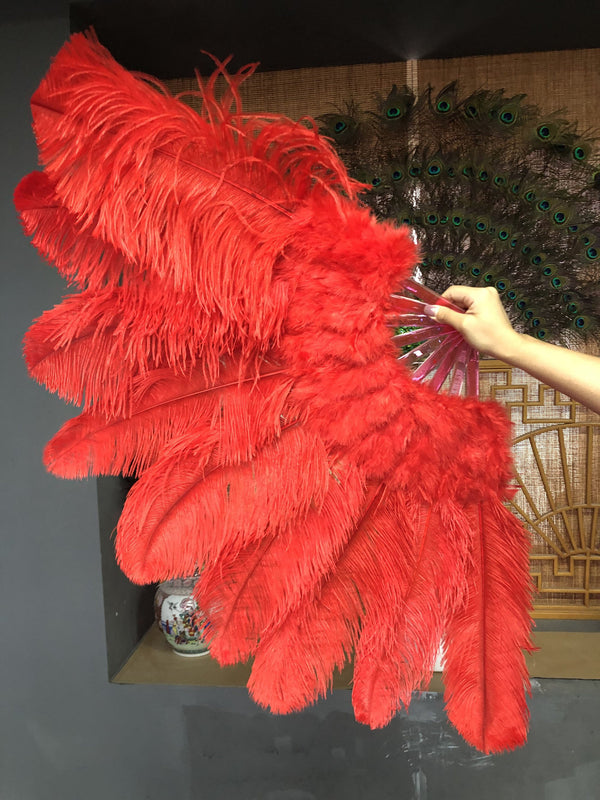 Abanico de plumas de avestruz rojo marabú 24