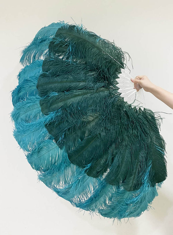 Mezcla de verde azulado y verde bosque Abanico XL de plumas de avestruz de 2 capas 34''x 60'' con bolsa de viaje de cuero.