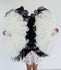 Et par hvide spidser farvestof sort Enkeltlag Strudsfjederblæser 24 "x 41" med rejsetaske i læder.