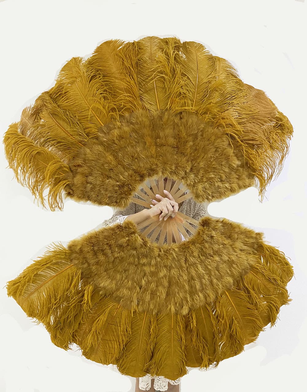 Topaz Ostrich & Marabou Feathers fan 27"x 53" with Travel leather Bag.