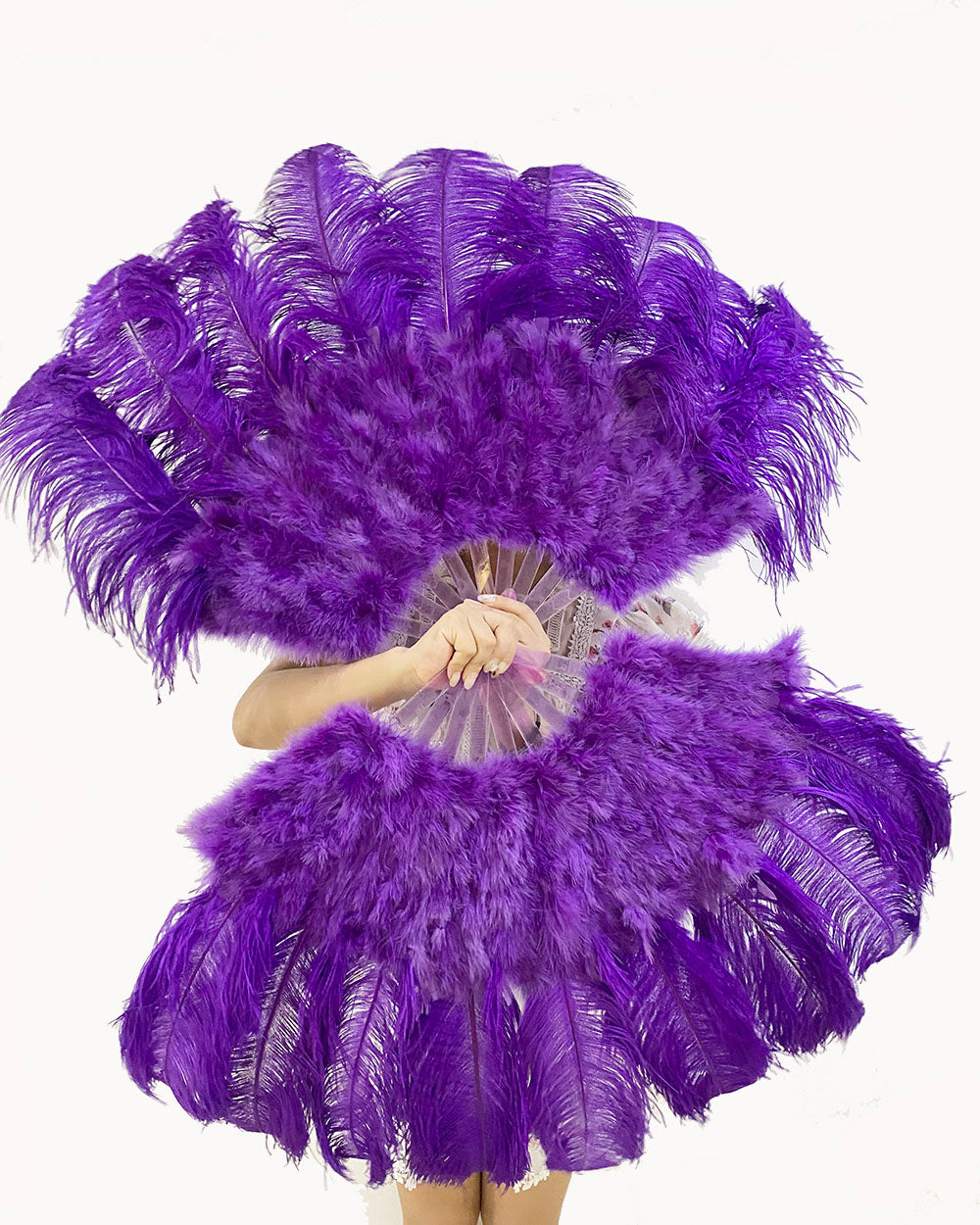 violet Marabou Ostrich Feather fan 24"x 43" with Travel leather Bag.