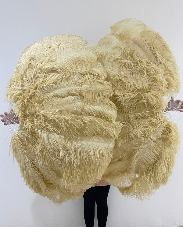 Abanico XL de 2 capas de pluma de avestruz de trigo 34''x 60 '' con bolsa de viaje de cuero.