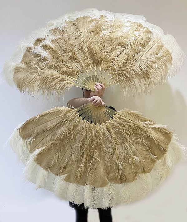 Abanico de plumas de avestruz XL de 2 capas, color trigo y beige, de 34&#39;&#39;x 60&#39;&#39; con bolsa de viaje de cuero.