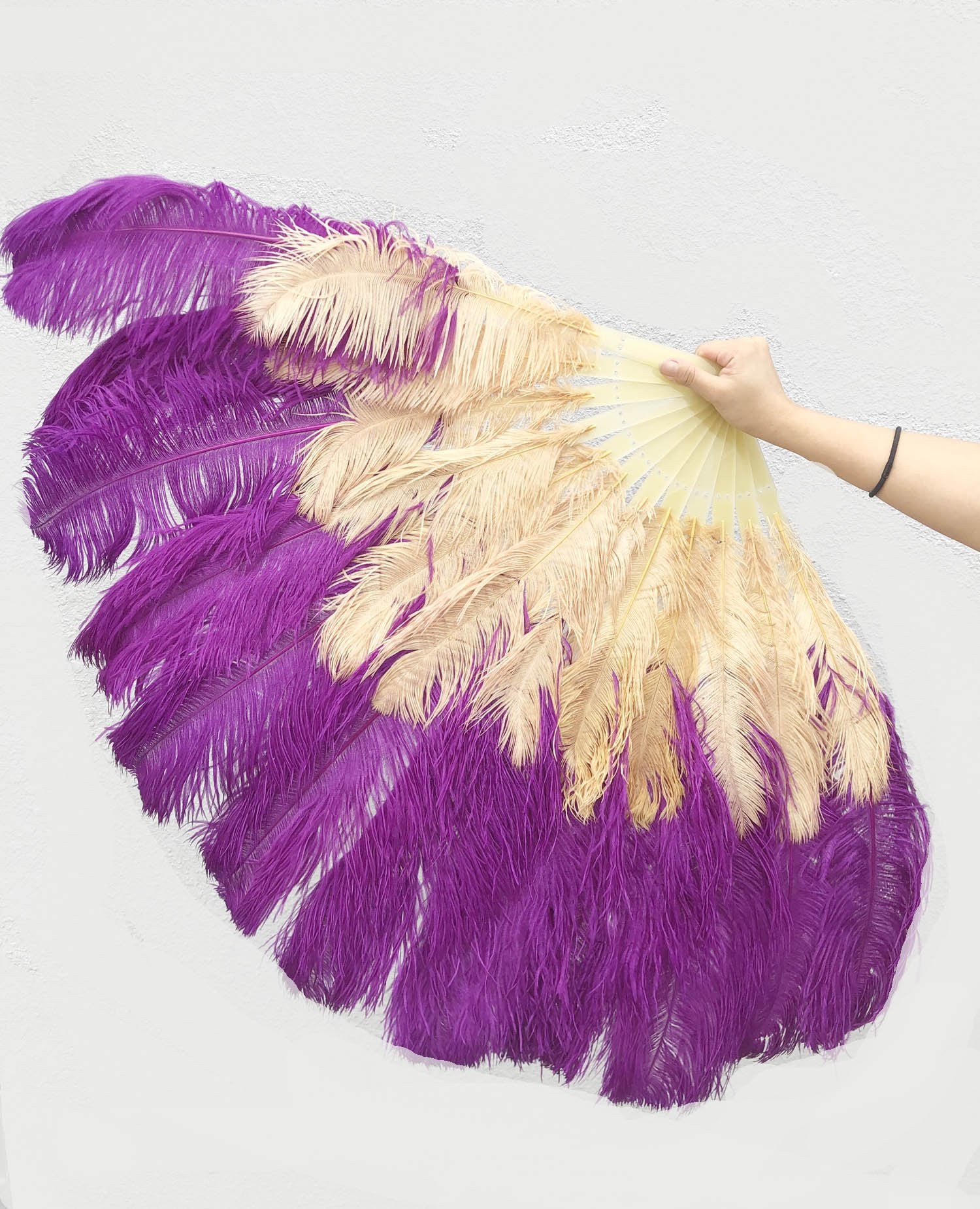 Mix dark purple & wheat 2 Layers Ostrich Feather Fan 30''x 54'' with Travel leather Bag.