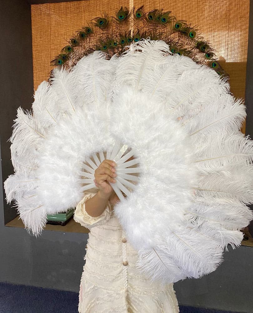 White Marabou Ostrich Feather fan 21"x 38" with Travel leather Bag.