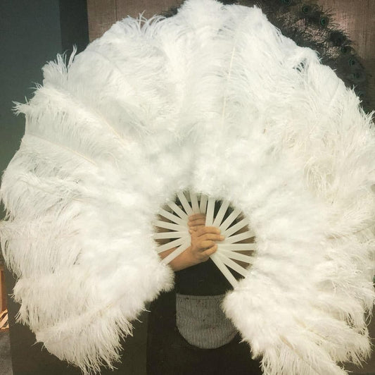 white Ostrich & Marabou Feathers fan 27"x 53" with Travel leather Bag.